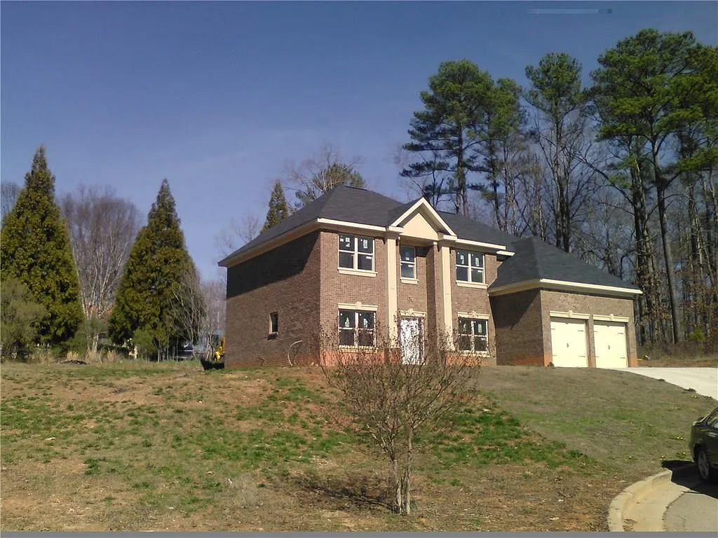 1888 Thornton Way photo 1