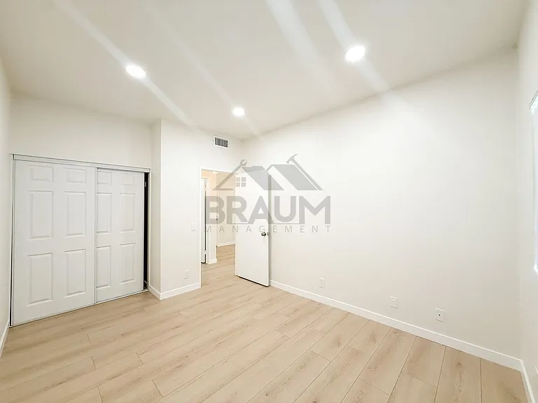 11459 COLLINS ST. — Photo 28