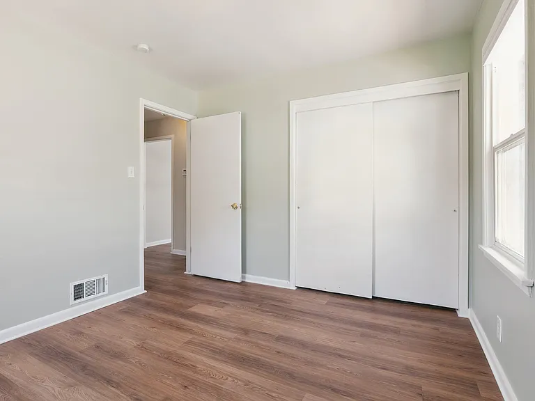 734 Taylor Ave — Photo 8