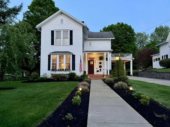 47 Walnut St, Wellsboro, PA 16901