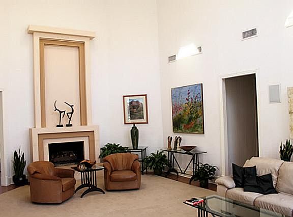 5th image of 2611 Woods Ln