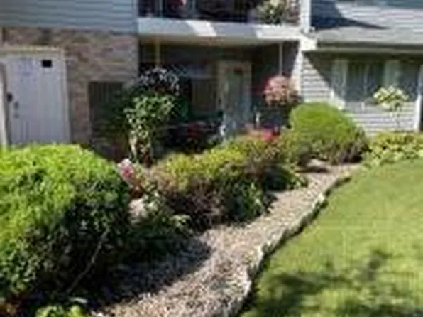 1111 North Sunnyslope DRIVE #104, Mount Pleasant, WI 53406