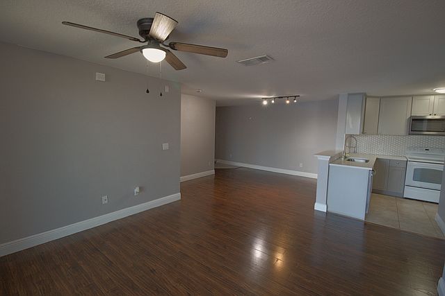 1st image of 8837 Latrec Ave APT 206