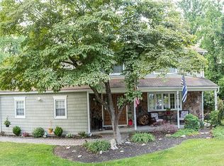 137 Penn Ct, Orangeburg, NY 10962