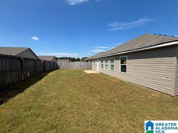 16409 Seminole Dr, Moundville, AL 35474