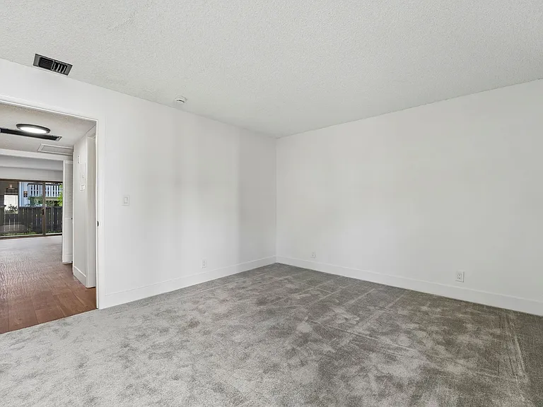 Summerwood Apartments — Photo 63