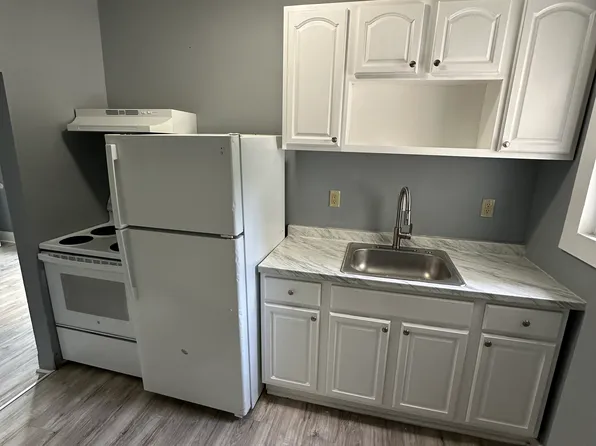 54 Bronson St #2, Waterbury, CT 06704