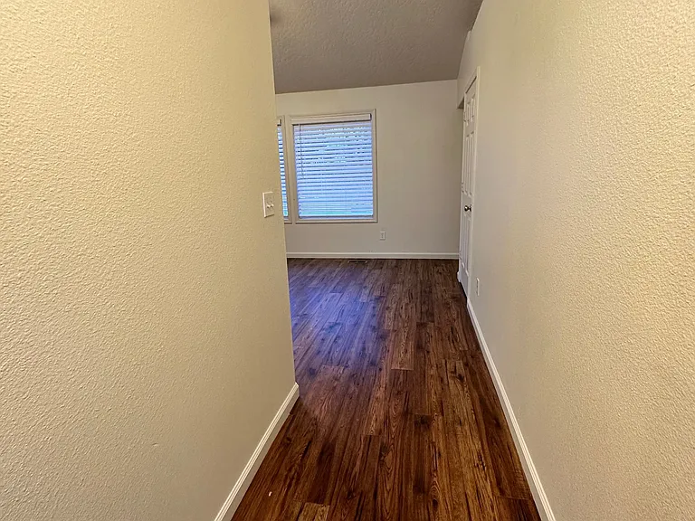 10977 W Altair St — Photo 4