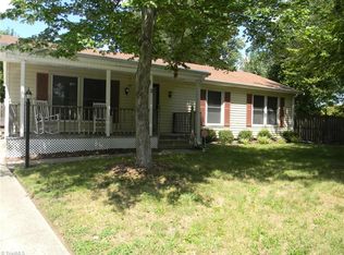 2 Clark Ct, Greensboro, NC 27406
