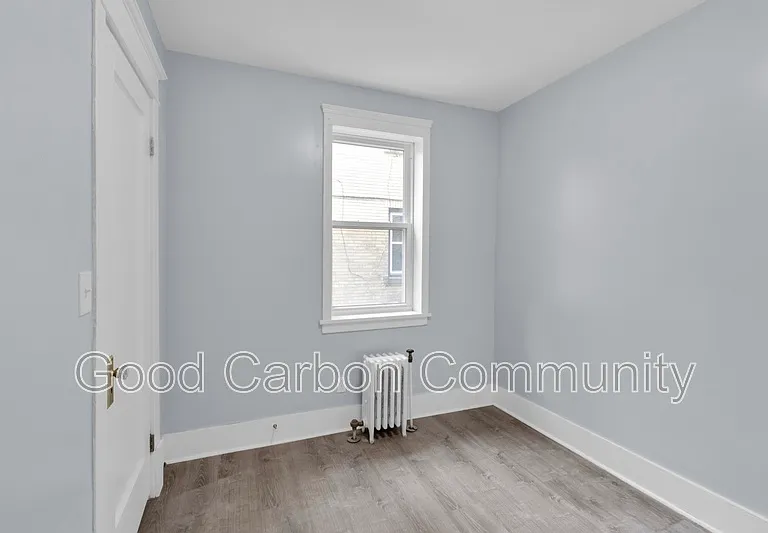 2809 Main St #2 — Photo 16