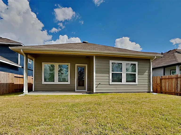 23792 Patchouli Terrace Dr — Photo 19
