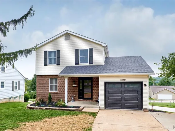 1502 3rd Parkway St, Washington, MO 63090