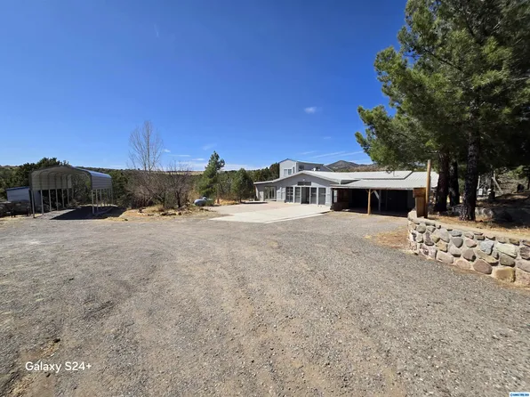 16 La Montana, Silver City, NM 88061