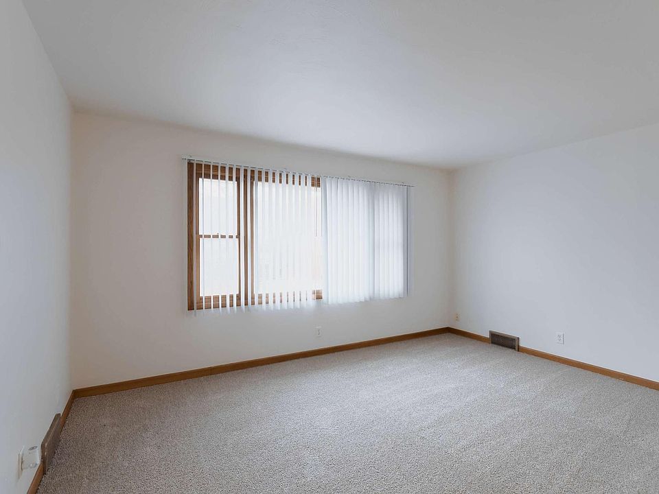 1st image of 1621 G St #1X1