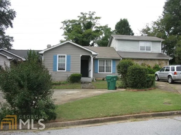 5635 Waterford Ct, Morrow, GA 30260