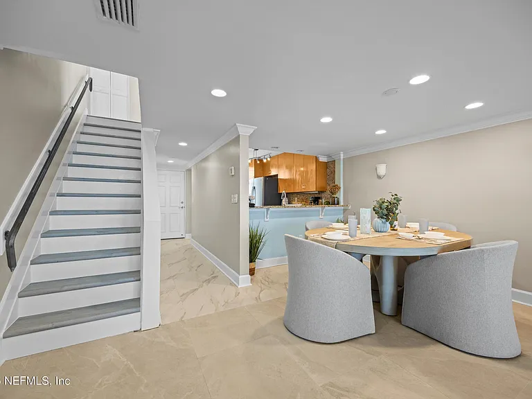 2100 Ocean Dr #Penthouse 2 — Photo 4