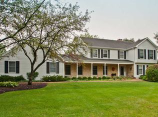 1221 Aberdeen Rd, Inverness, IL 60067