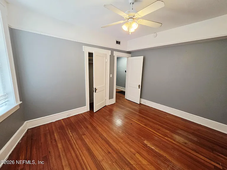 146 W 6th St — Photo 19