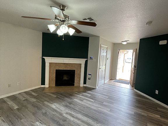 4th image of 2209 SW Oxford Dr