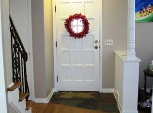 255 Wyndham Rd, Irondequoit, NY 14609