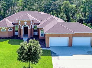 10122 Lazy Days Ct, Weeki Wachee, FL 34613