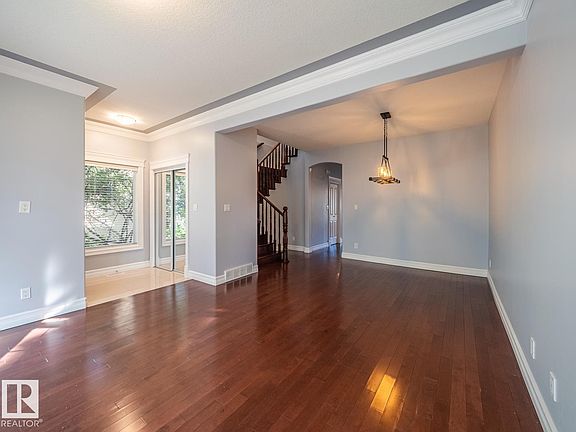 5th image of 10650 67th Ave NW