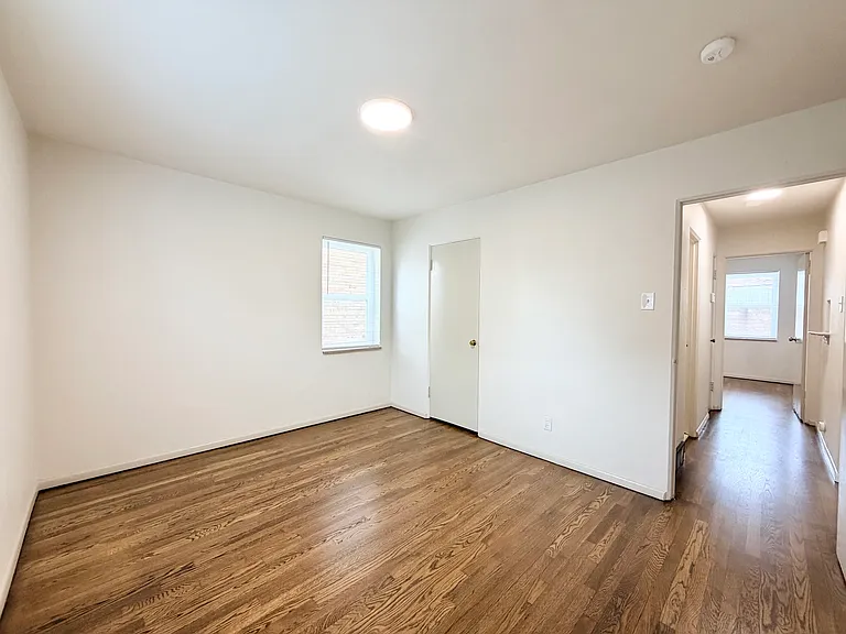 7176 Jamieson Ave #1W — Photo 10