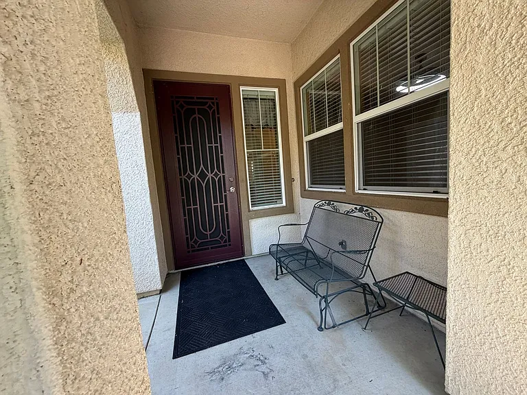5501 Claudied Way — Photo 4