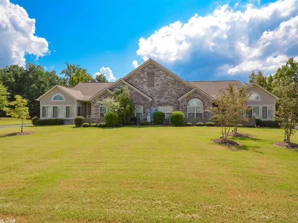 32 Mountain Terrace Cir, Maumelle, AR 72113