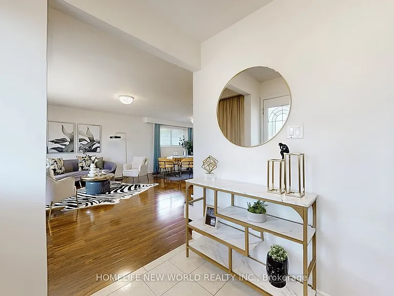 93 Clark Ave #MAIN FLOOR — Photo 3