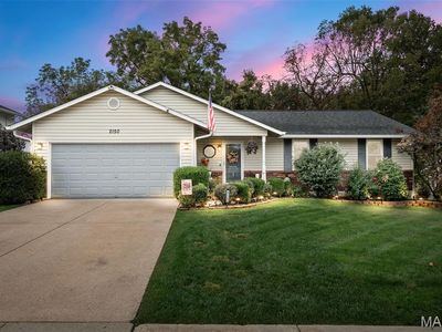 2150 Graystone Dr, Saint Charles, MO, 63303