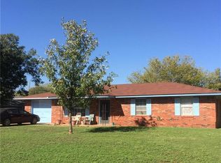 704 W Fay Ave, Kingfisher, OK 73750