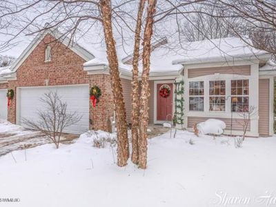 5977 W Lyn Haven Dr SE, Kentwood, MI, 49512