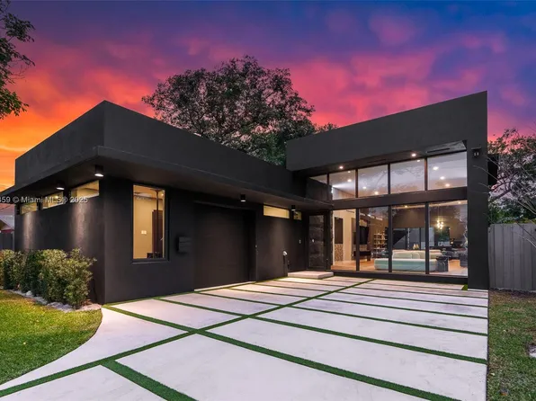 400 NW 49th St, Miami, FL 33127
