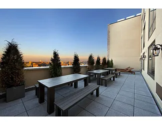 Rented by R New York