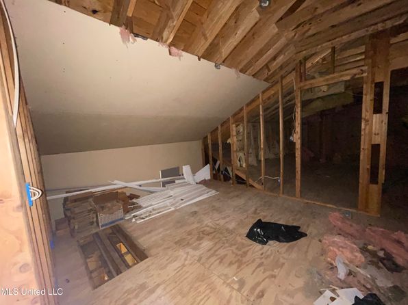 206 Bowden St, Senatobia, MS 38668