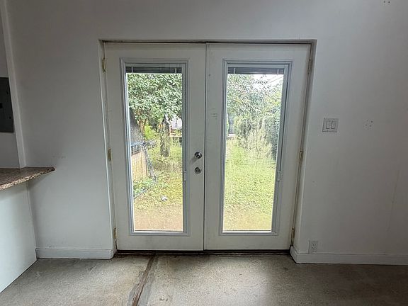 5th image of 629 Neill Ave #B