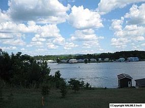 1st image of 114 Lakeshore Dr