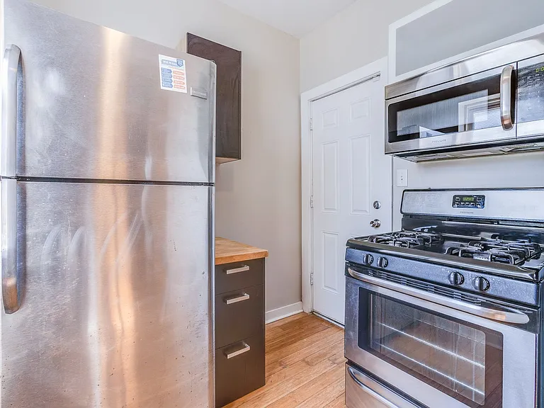 10 - 35 Mt Oliver — Photo 21
