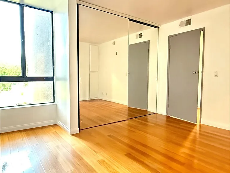 7826 Topanga Canyon Blvd #109 — Photo 12