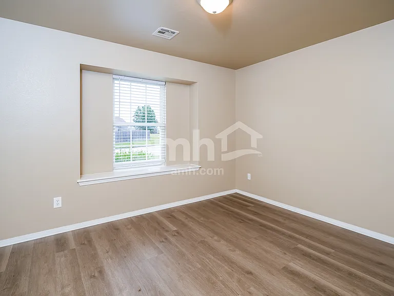 8944 S 261st East Ave — Photo 14