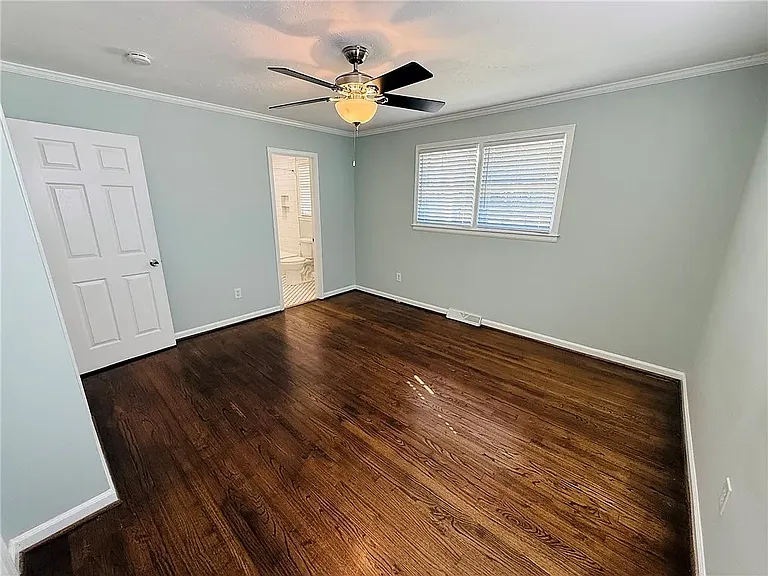 308 Farmington Rd — Photo 18