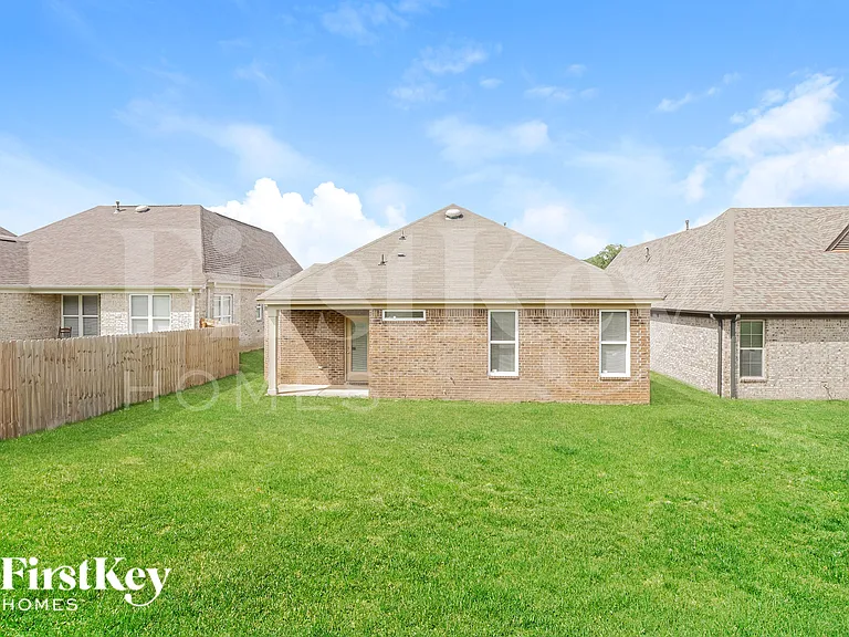 9279 Windy Meadow Ln — Photo 18