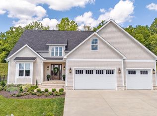 111 White Pines Dr, Morgantown, WV 26508