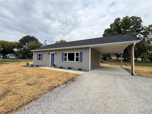 513 S Clay St, New London, MO 63459