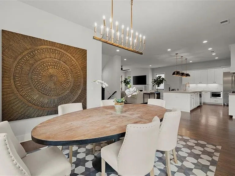 4001 Haverhill Dr NE — Photo 13