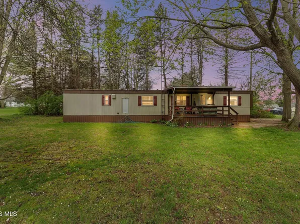 10560 Wayne Rd, Wayne, OH 43466