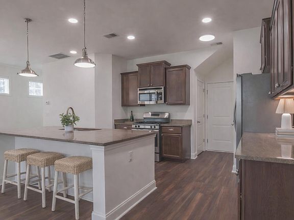 2nd image of 2152 Oyster Reef Ln