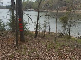 316 Coves End Point, Seneca, SC 29678