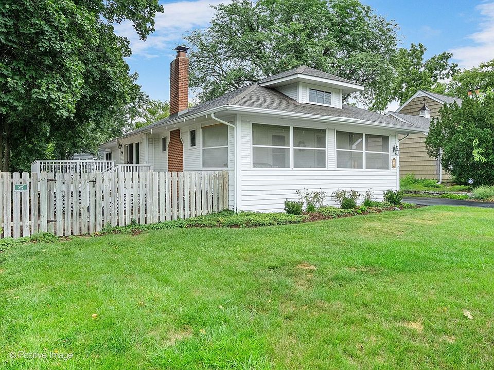 1st image of 219 W Oak Ave